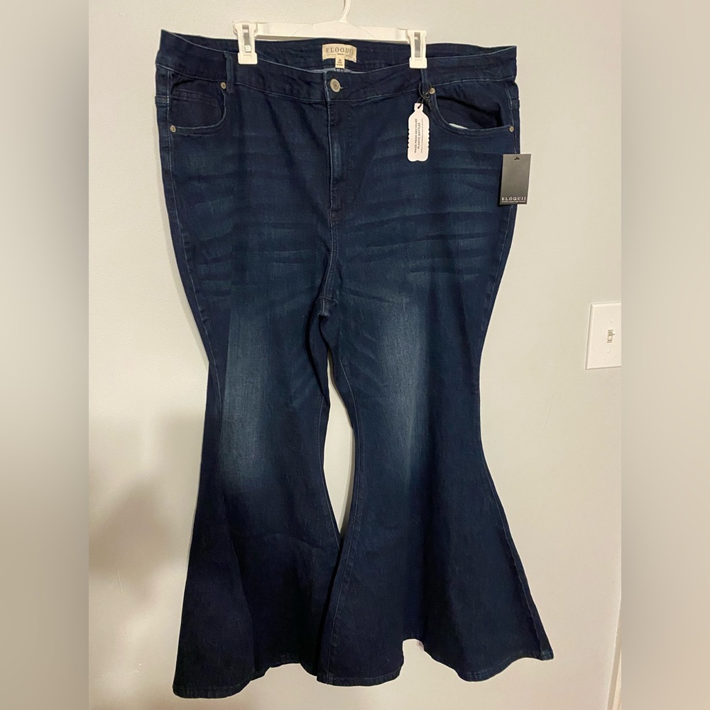 Eloquii Dark Wash Bell Bottom, Extreme Flare Jeans NWT Size 28